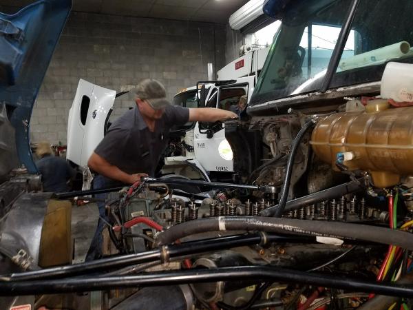 411 Shop Large Truck and Automotive Repair