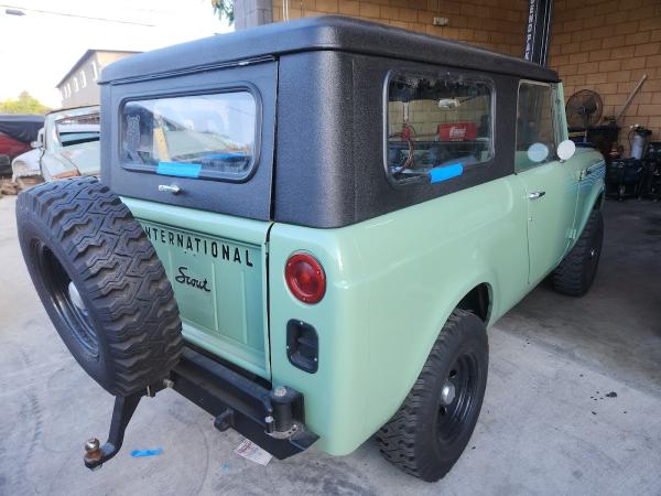 Rubens Truck & Auto Glass Replacement