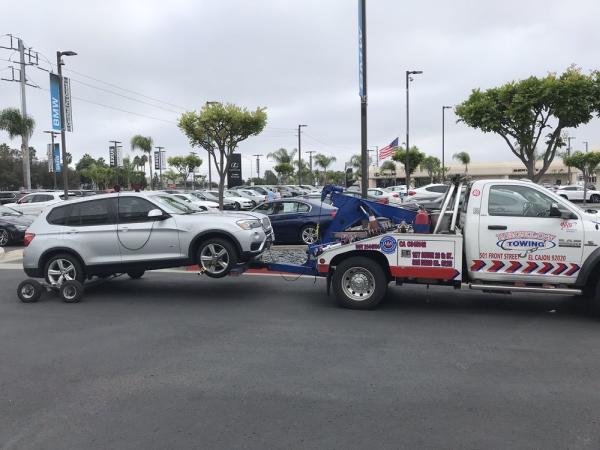 Angelo's Towing Mobile