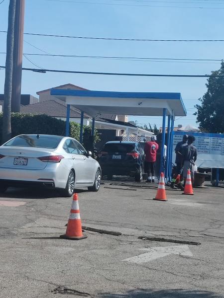 Flow Wash 100%hand Car Wash