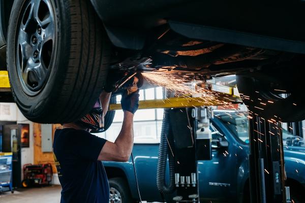 Bob & Sons Automotive Inc.