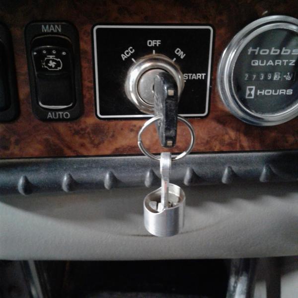 Lloyd H Facer Trucking