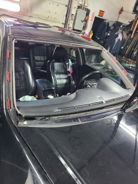 Dominican Auto Glass