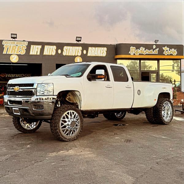 Medina Tire & Suspension LLC