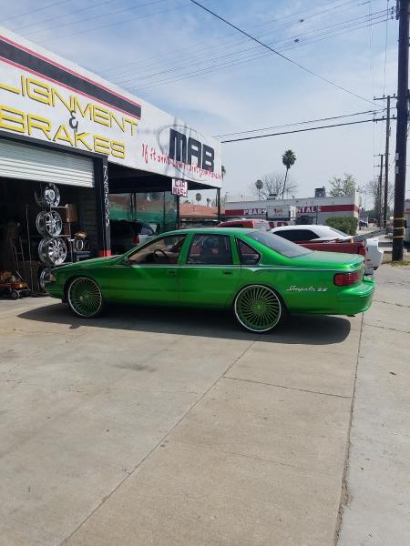 Mando's Alignment & Brakes