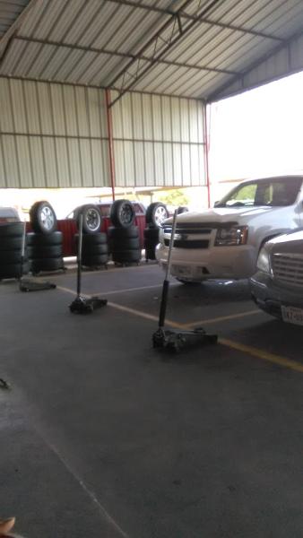 Bill's Discount Tire Services