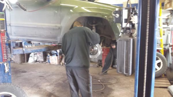 Kenwood Muffler & Brake Center