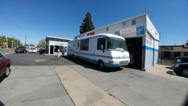 Auto Repair Smog & Tires
