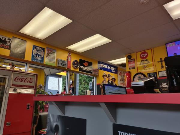 Shell Rapid Lube and Service Center