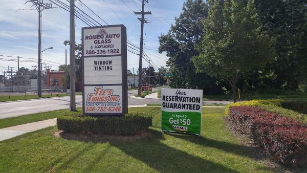 Romeo Auto Glass & Accessories
