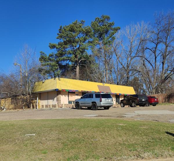 J and D Auto and Semi Truck Repair Shop