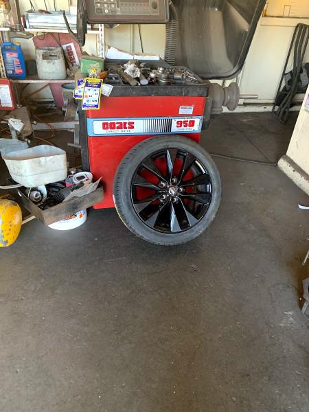 United Tires & Wheels