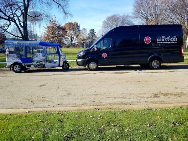 Tuk Tuk Naperville