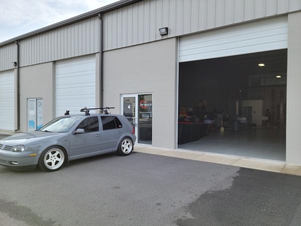 Beleesi's Garage