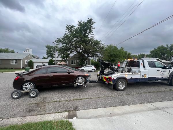 Hanser's Towing & Semi Truck Heavy Wrecker