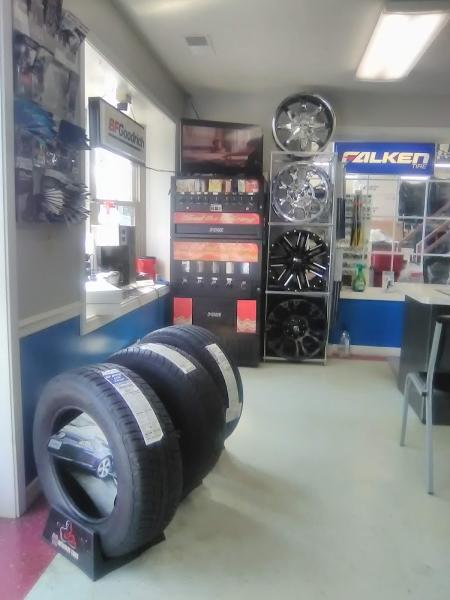 Wayne's Tire Center