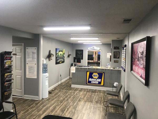 Carey's Auto Shop Inc