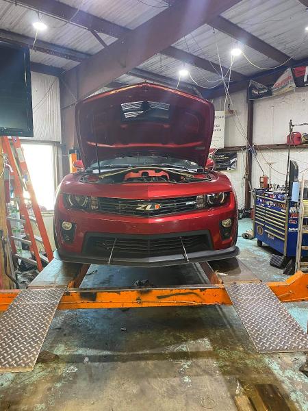 Rusty Knuckle Garage