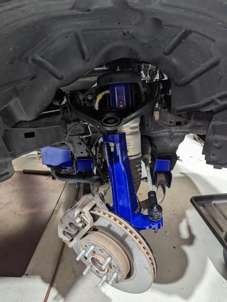 Armadillo Automotive and Powder Coating