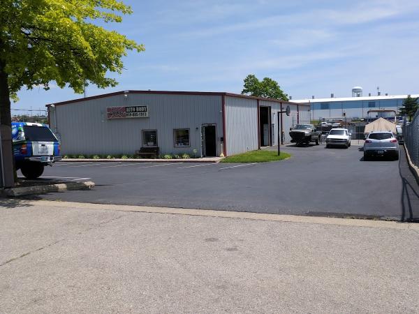 Lyons Auto Body