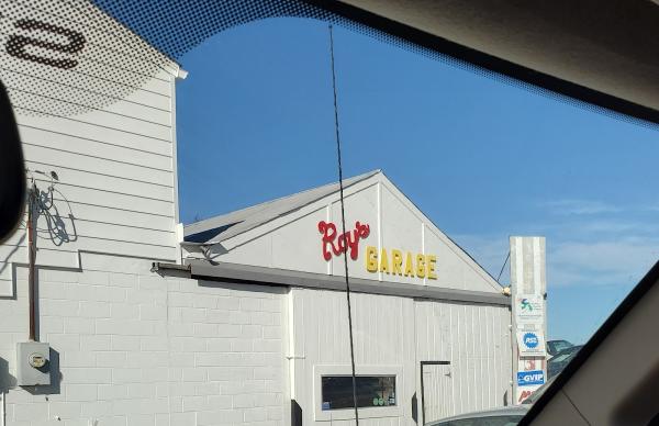 Roy's Garage LLC