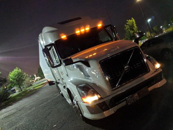 Vernice Trucking LLC