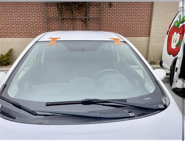 Apple Auto Glass LLC