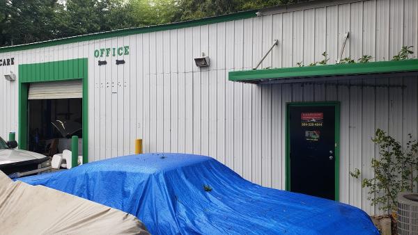 J & K Auto Glass