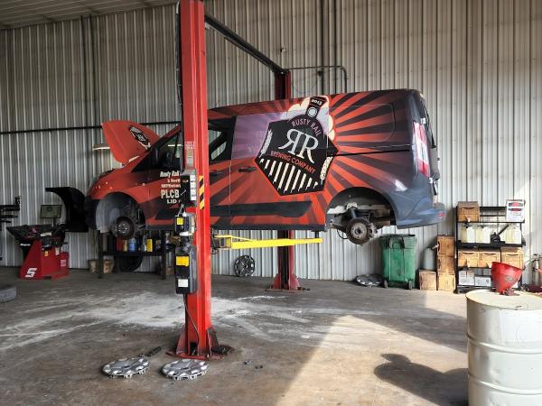 Lyons Auto & Truck Service Center
