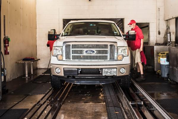 Red Carpet Car Wash