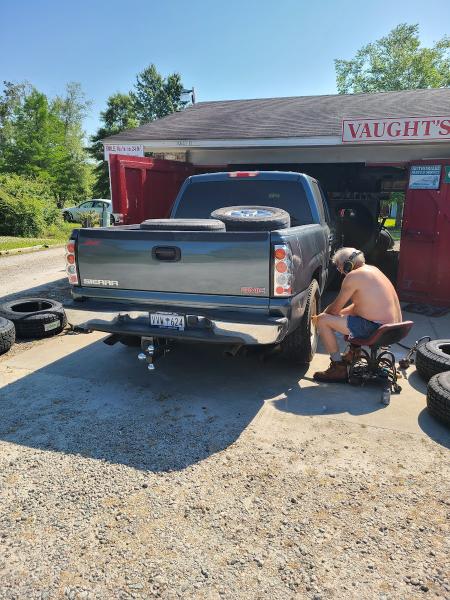 Vaught's Tire Co