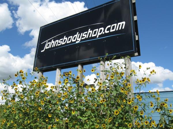 Johns Paint & Body