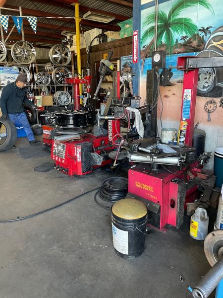 Gomez Tires & Wheels