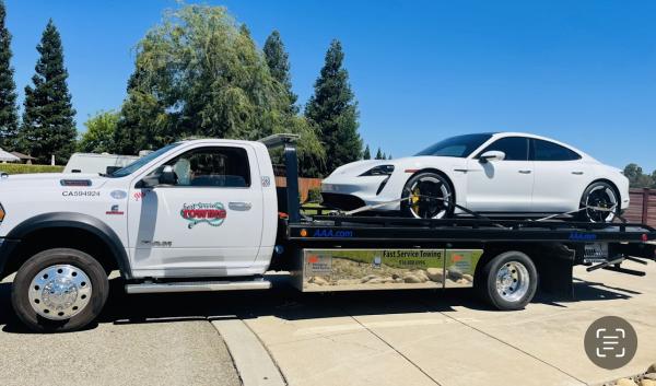 Fast Service Towing