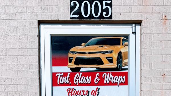 Fast and Easy Auto Glass and Window Tinting