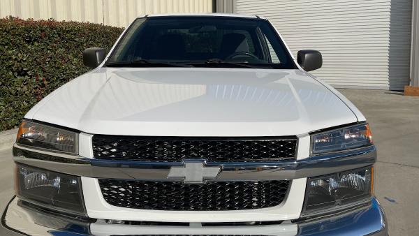 Mac's Mobile Windshield Repair and Headlight Restoration