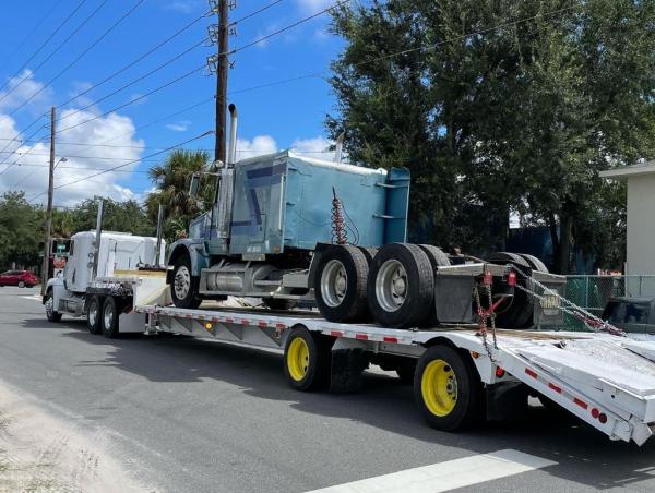 Bear's Truck & Trailer Heavy Recovery Llc.