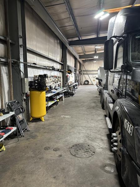 Royce Truck & Trailer Repair LLC