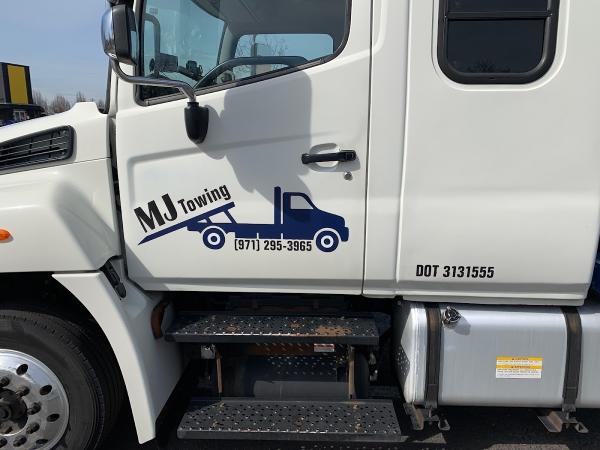 MJ Towing LLC