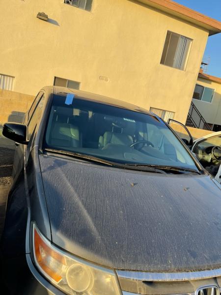Menos Auto Glass In Los Angeles California