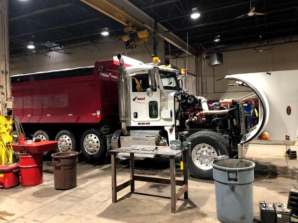 Brookfield Truck &trailer Repair