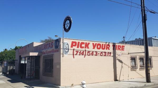 Pick Your Tire Vendemos Llantas (1102 E.2nd ST and Grand)