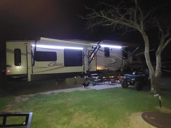 AAA RV Collision and Service