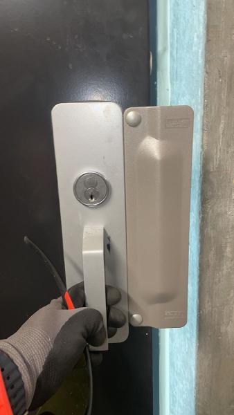 Tarzana Lock and Safe