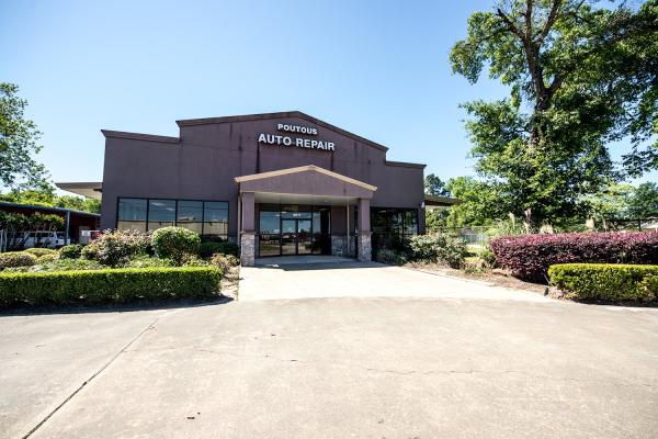 Poutous 1960 Auto Repair