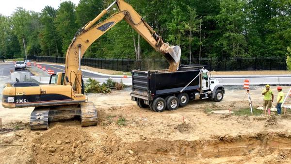 Valor Trucking LLC