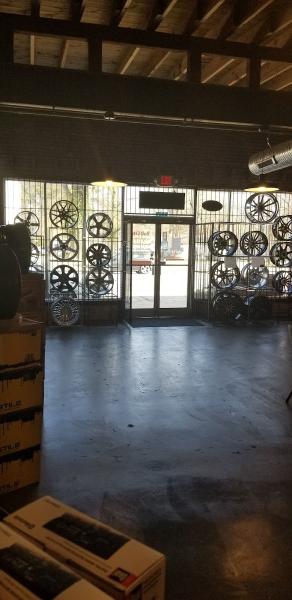 Thrifty Tire Service Center