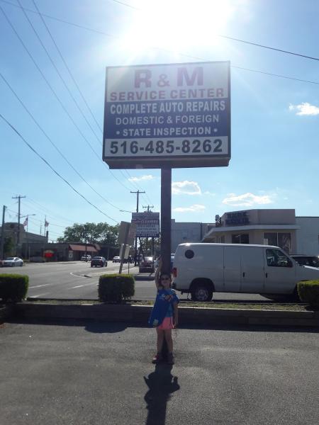 R & M Service Center