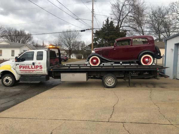 Phillips Brothers Towing