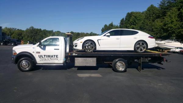 Ultimate Towing & Recovery